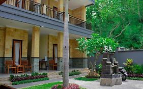 Yudis Homestay